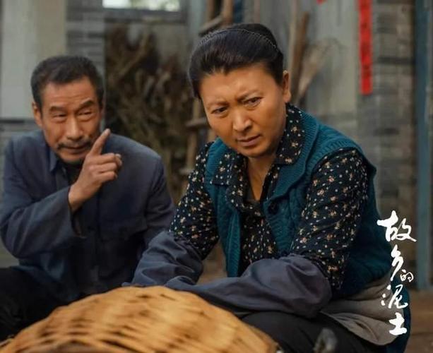 短剧《乡村振兴故事》出圈：农村题材的现代化表达​