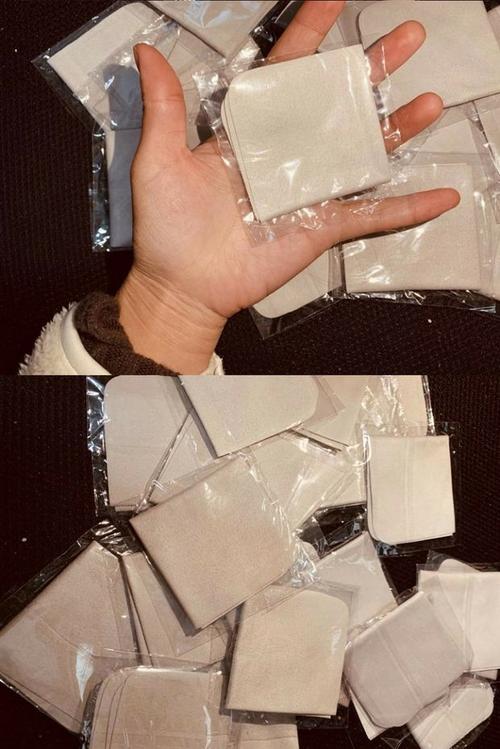 旧眼镜布改造!擦拭手表表盘