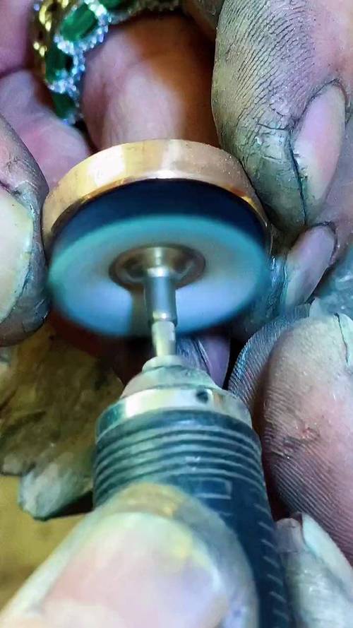如何快速给首饰抛光?不用专业工具的方法